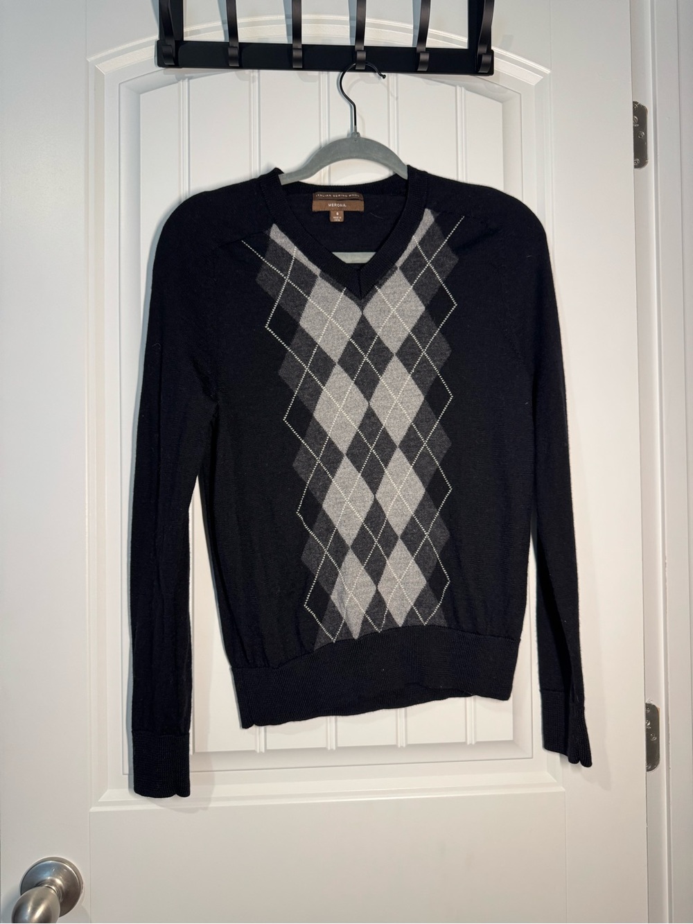 Merona Men's 100% Italian Merino Wool Black V-Neck Sweater with Gray Argyle